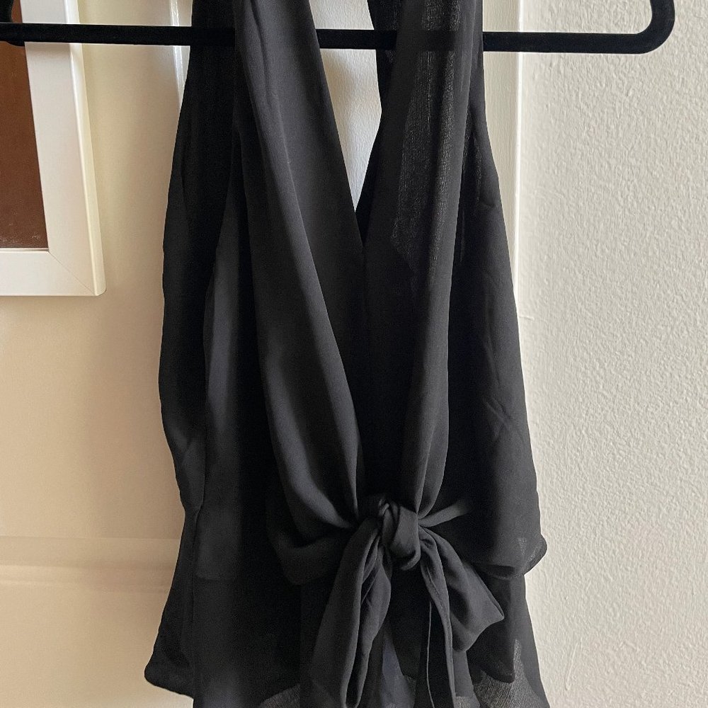 Bloomingdales Aqua Black Front Tie Sleeveless Top
